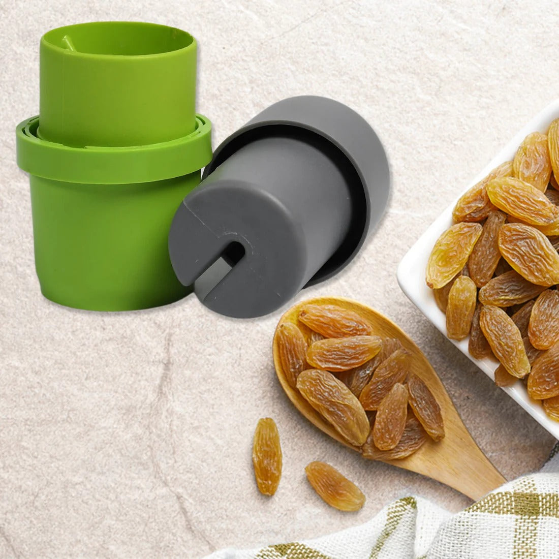 Plastic Dry Fruit and Paper Mill Grinder Slicer - 3-in-1 Blade for Chocolate and Butter, Standard, Multicolor
